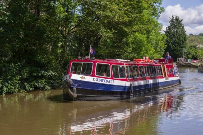 SKIPTON-BOAT-TRIPS2-1200x800-1